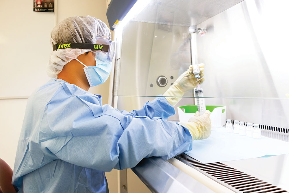 藥劑部人員調配藥物